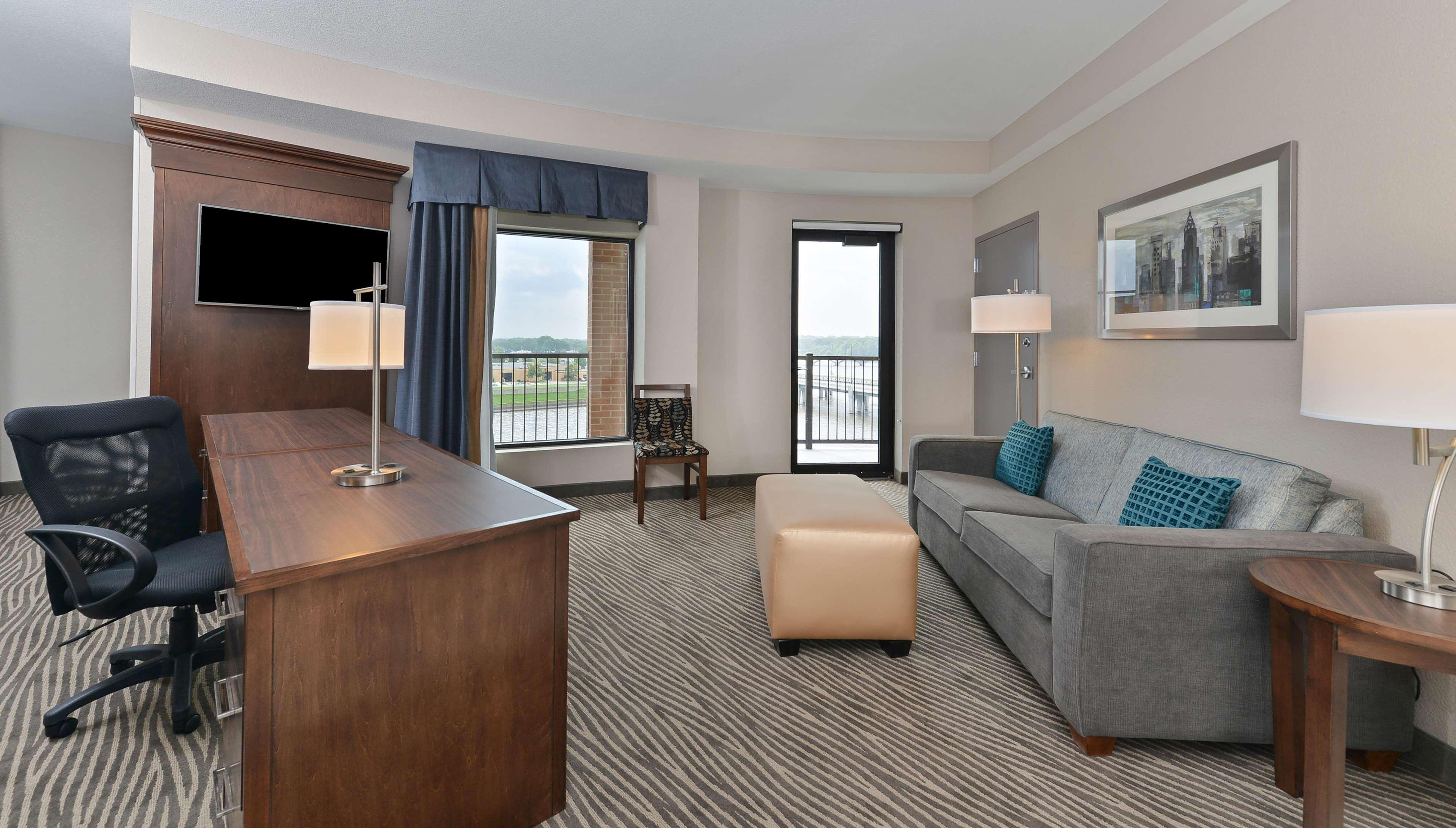 Hampton Inn & Suites Des Moines Downtown Zewnętrze zdjęcie