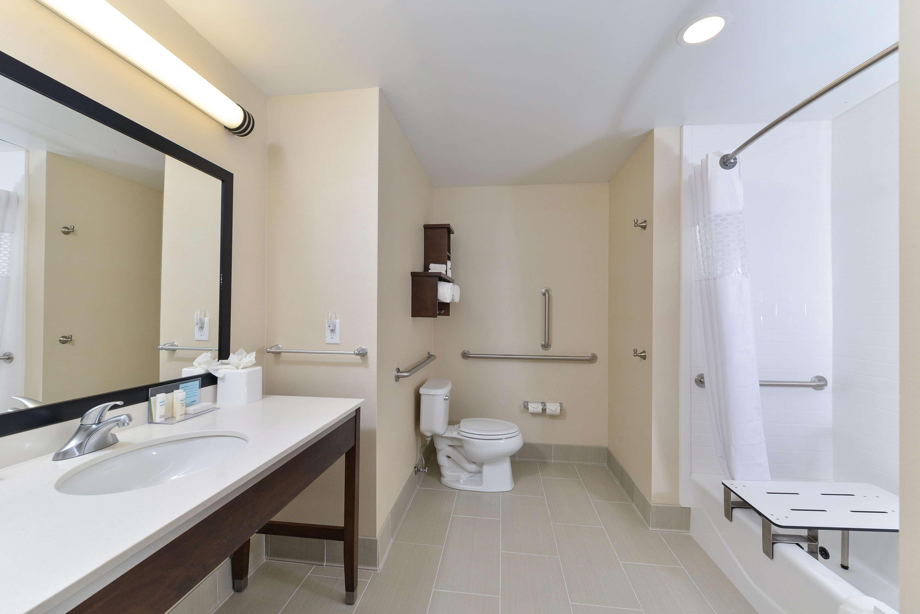 Hampton Inn & Suites Des Moines Downtown Zewnętrze zdjęcie