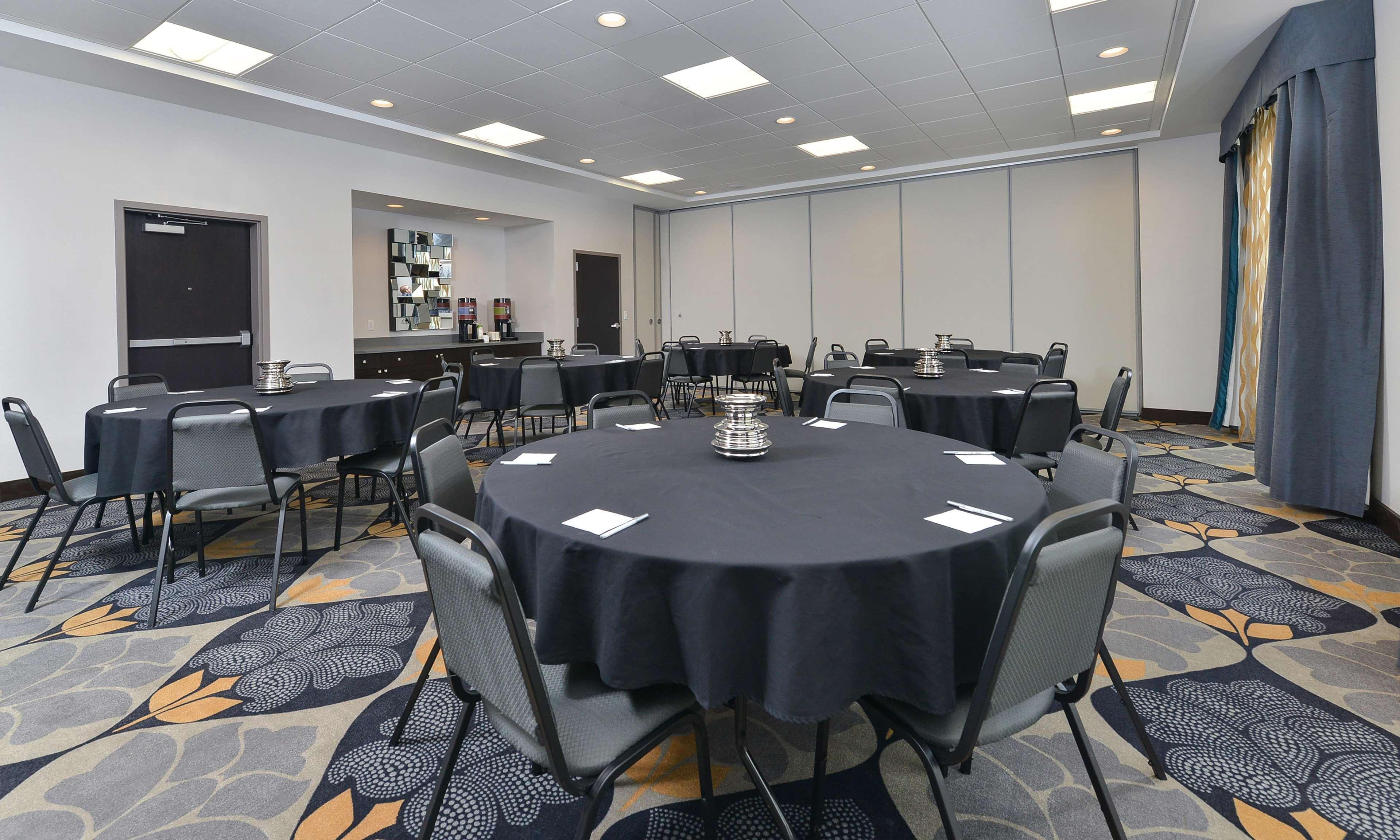 Hampton Inn & Suites Des Moines Downtown Zewnętrze zdjęcie