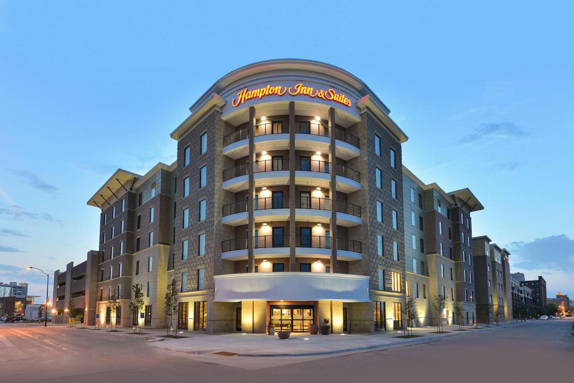 Hampton Inn & Suites Des Moines Downtown Zewnętrze zdjęcie