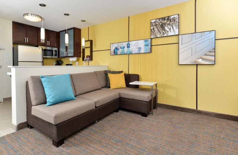 Hampton Inn & Suites Des Moines Downtown Zewnętrze zdjęcie