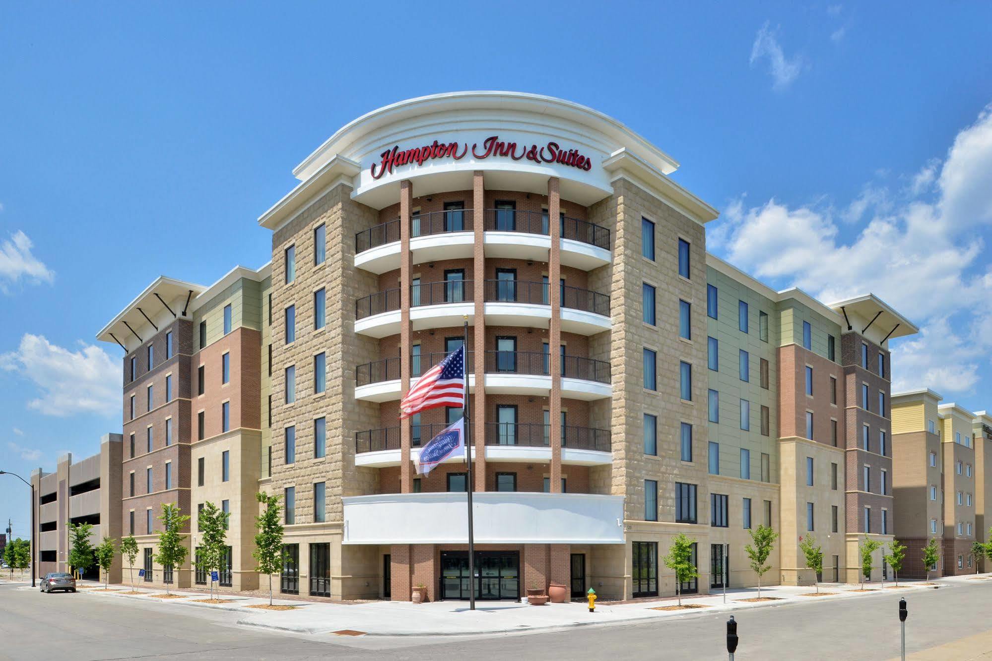 Hampton Inn & Suites Des Moines Downtown Zewnętrze zdjęcie